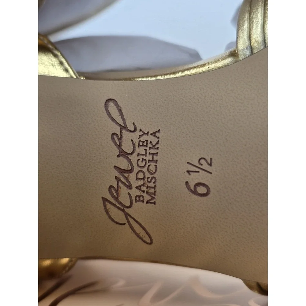 Badgley Mischka this listing